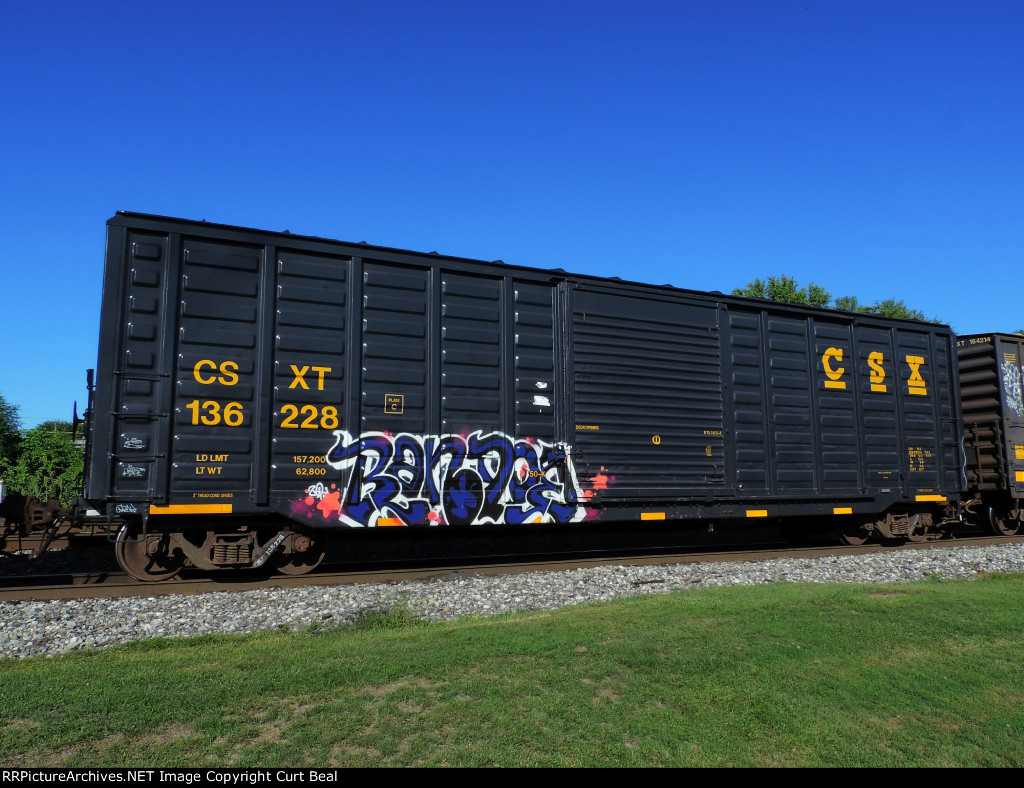 CSX 136228